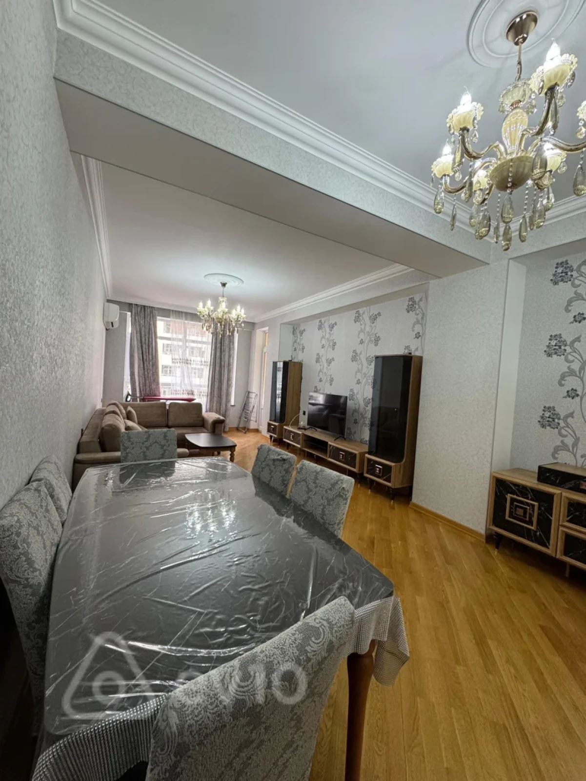 Kirayə verilir 2 otaqlı yeni tikili 100 m²