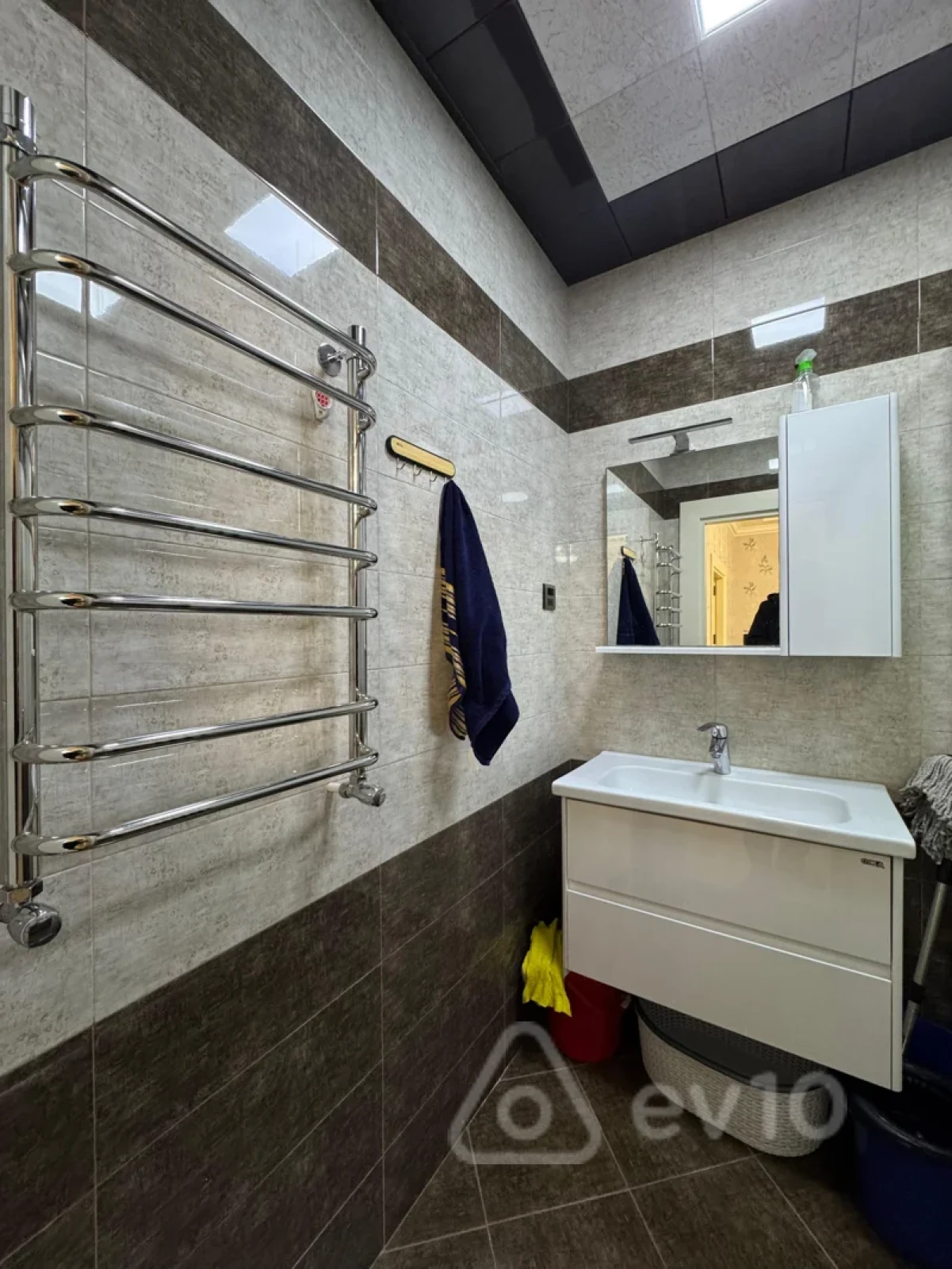 Kirayə verilir 2 otaqlı yeni tikili 100 m²