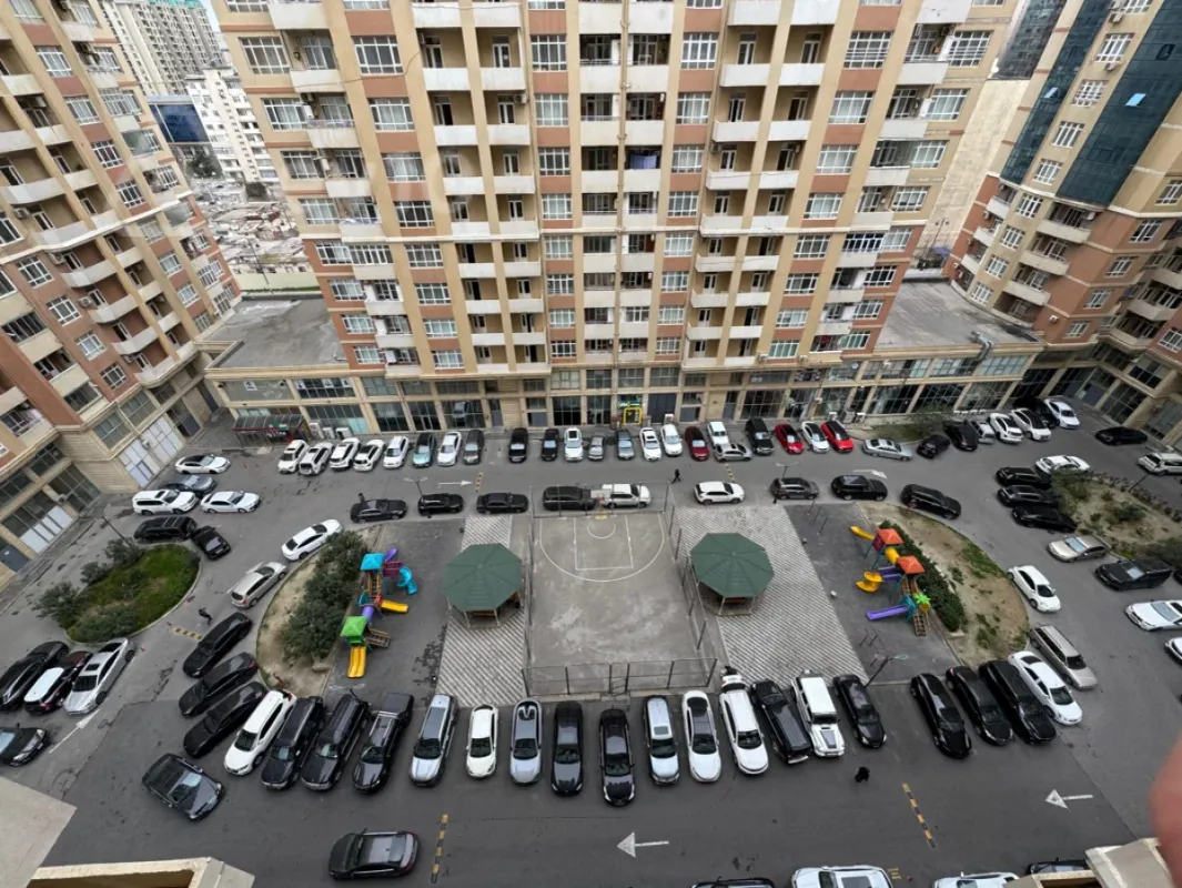 Kirayə verilir 2 otaqlı yeni tikili 100 m²