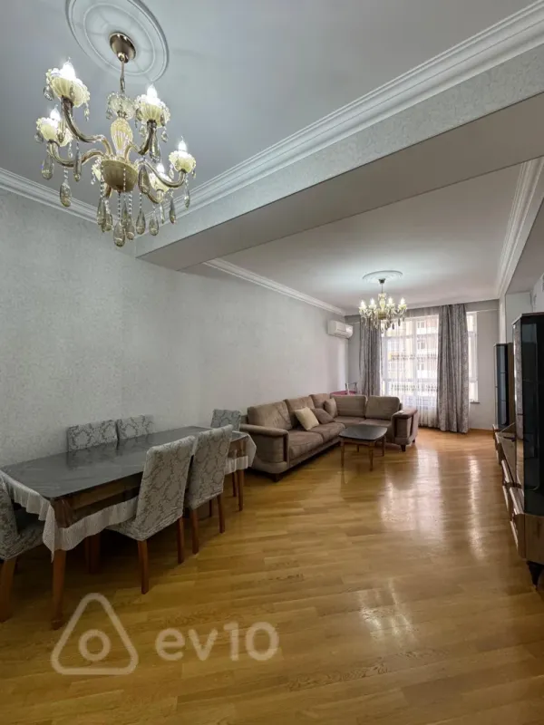 Kirayə verilir 2 otaqlı yeni tikili 100 m²