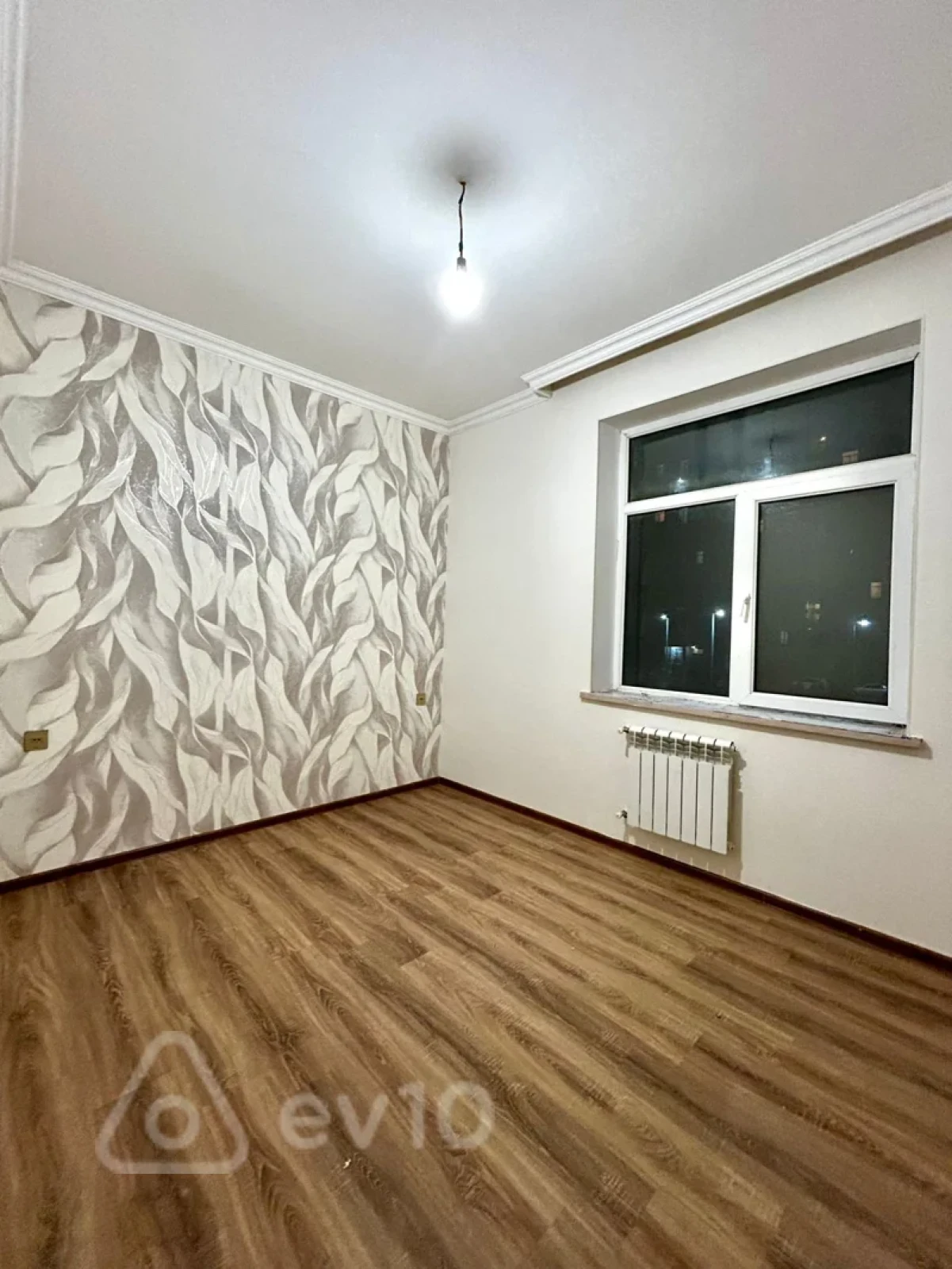 Satılır 2 otaqlı yeni tikili 60 m²
