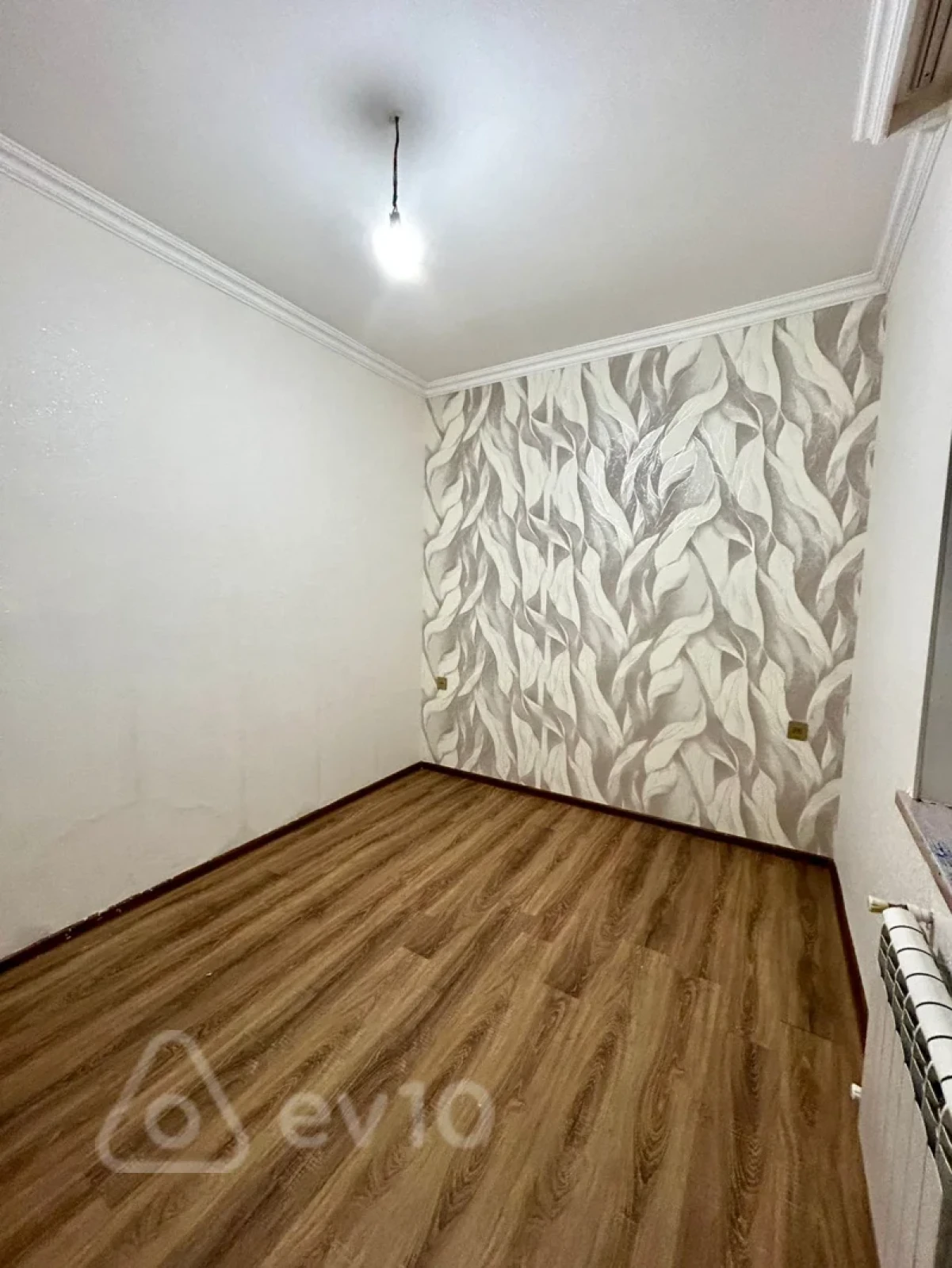 Satılır 2 otaqlı yeni tikili 60 m²