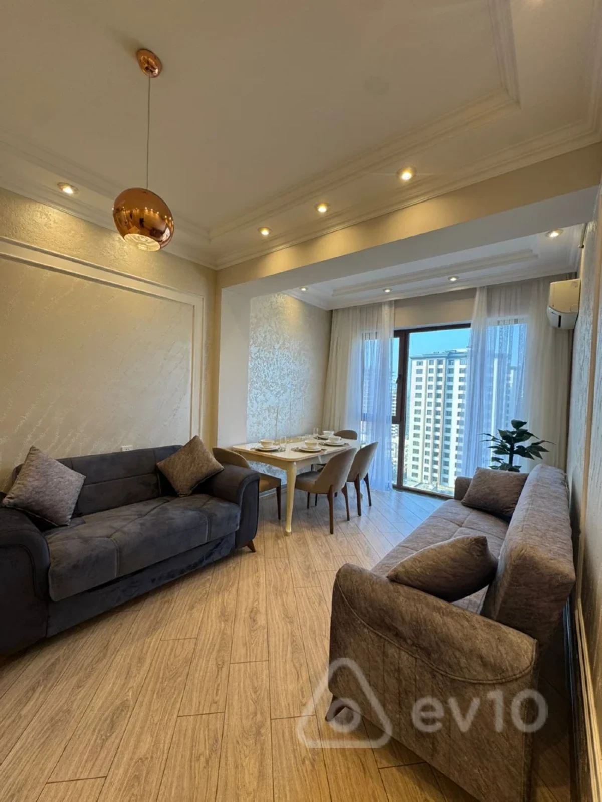 Kirayə verilir 2 otaqlı yeni tikili 60 m²