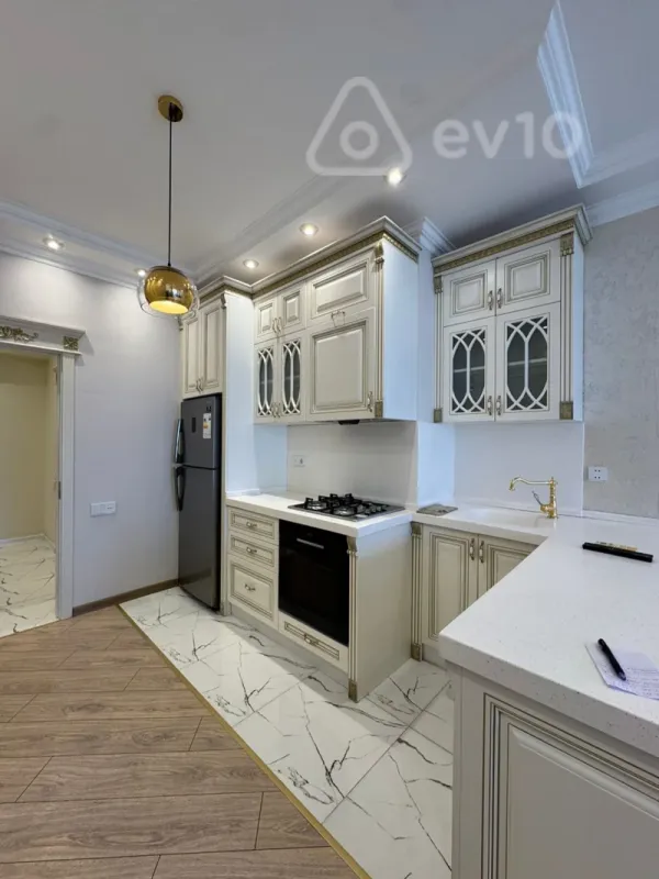 Kirayə verilir 2 otaqlı yeni tikili 60 m²