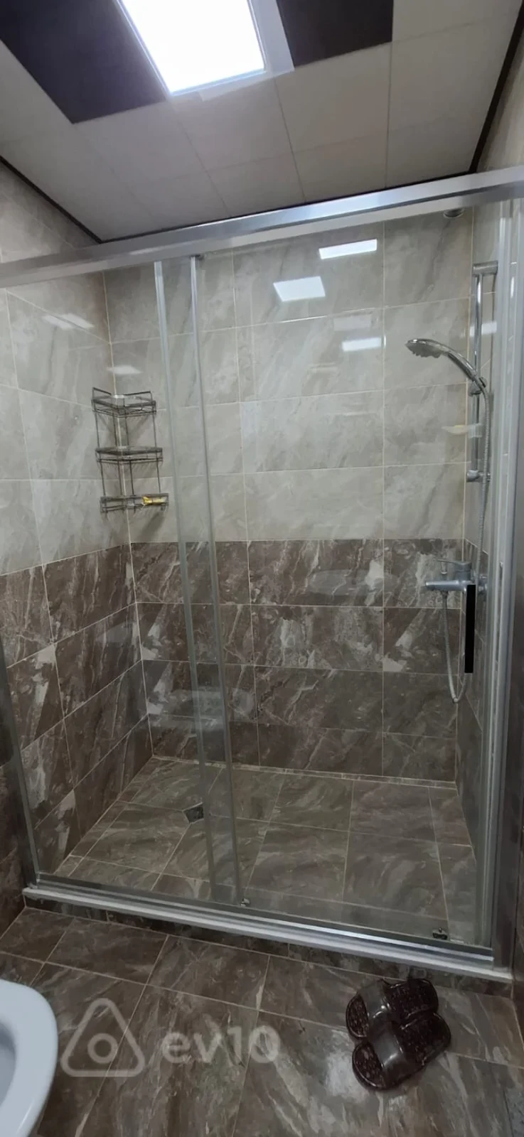 Kirayə verilir 2 otaqlı yeni tikili 50 m²