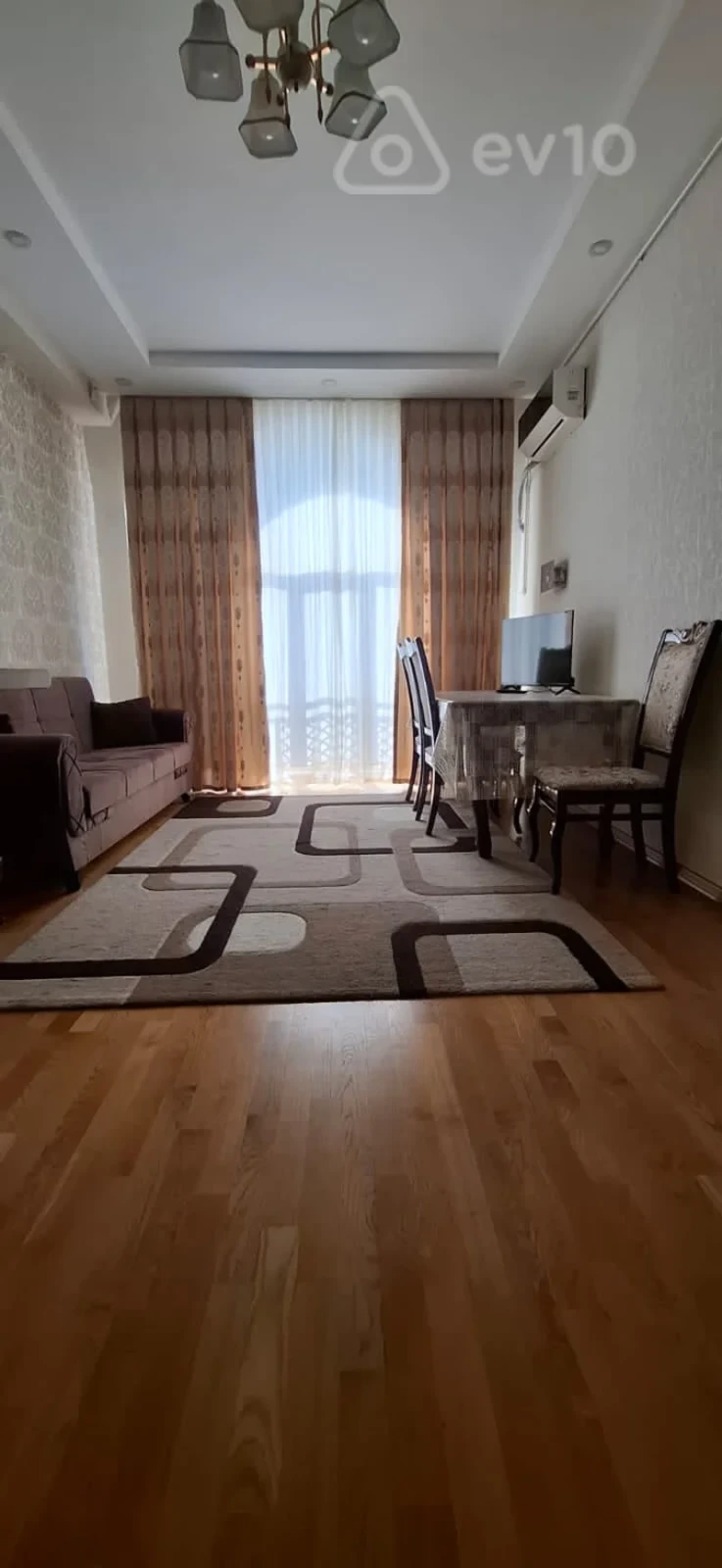 Kirayə verilir 2 otaqlı yeni tikili 50 m²