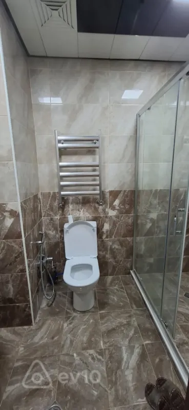 Kirayə verilir 2 otaqlı yeni tikili 50 m²