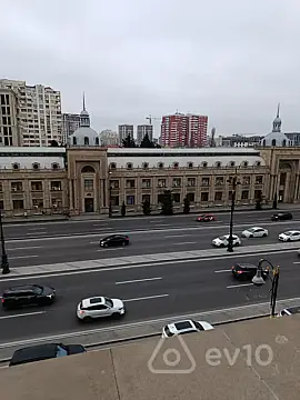 Kirayə verilir 3 otaqlı yeni tikili 110 m²