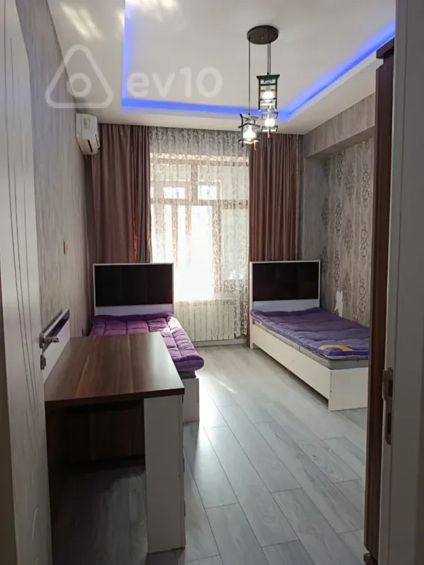 Kirayə verilir 3 otaqlı yeni tikili 110 m²