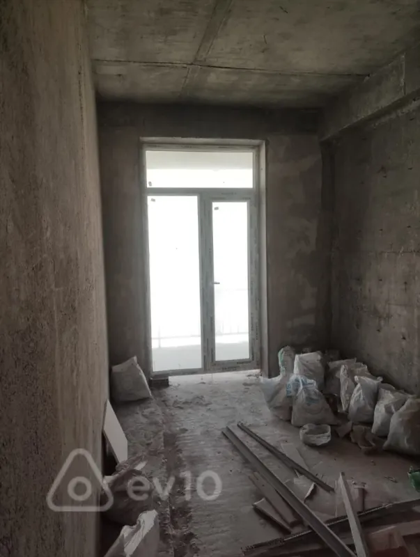 Satılır 2 otaqlı yeni tikili 62 m²