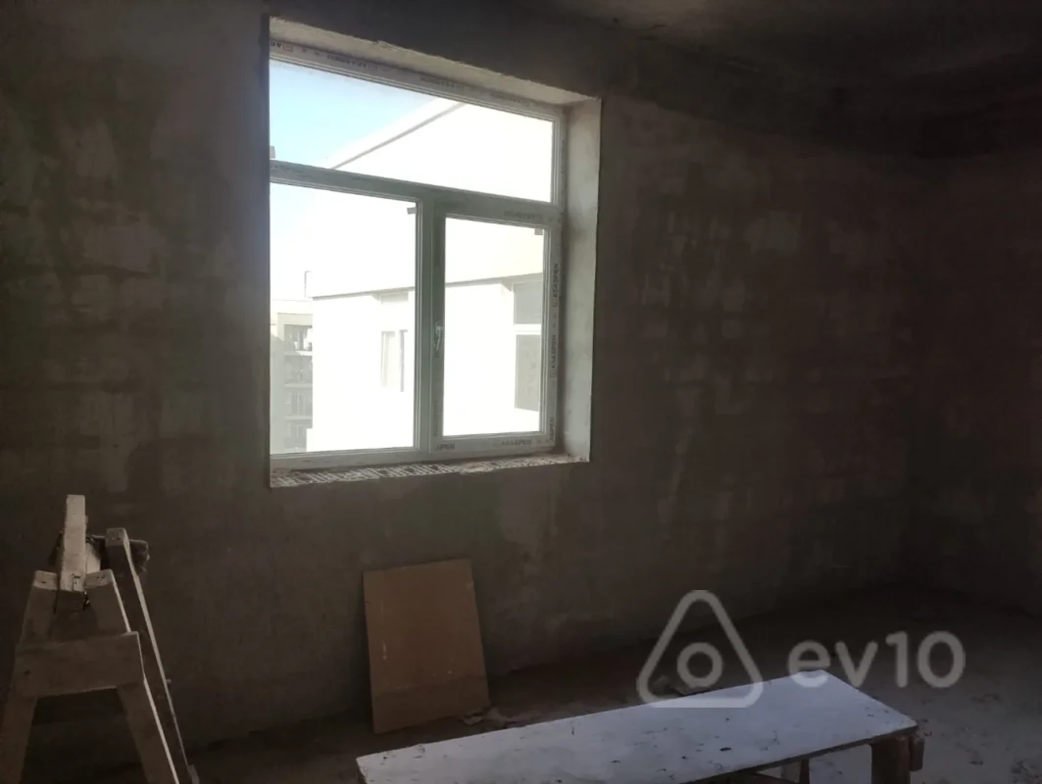 Satılır 2 otaqlı yeni tikili 62 m²