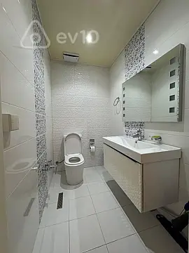 Satılır 2 otaqlı yeni tikili 90 m²