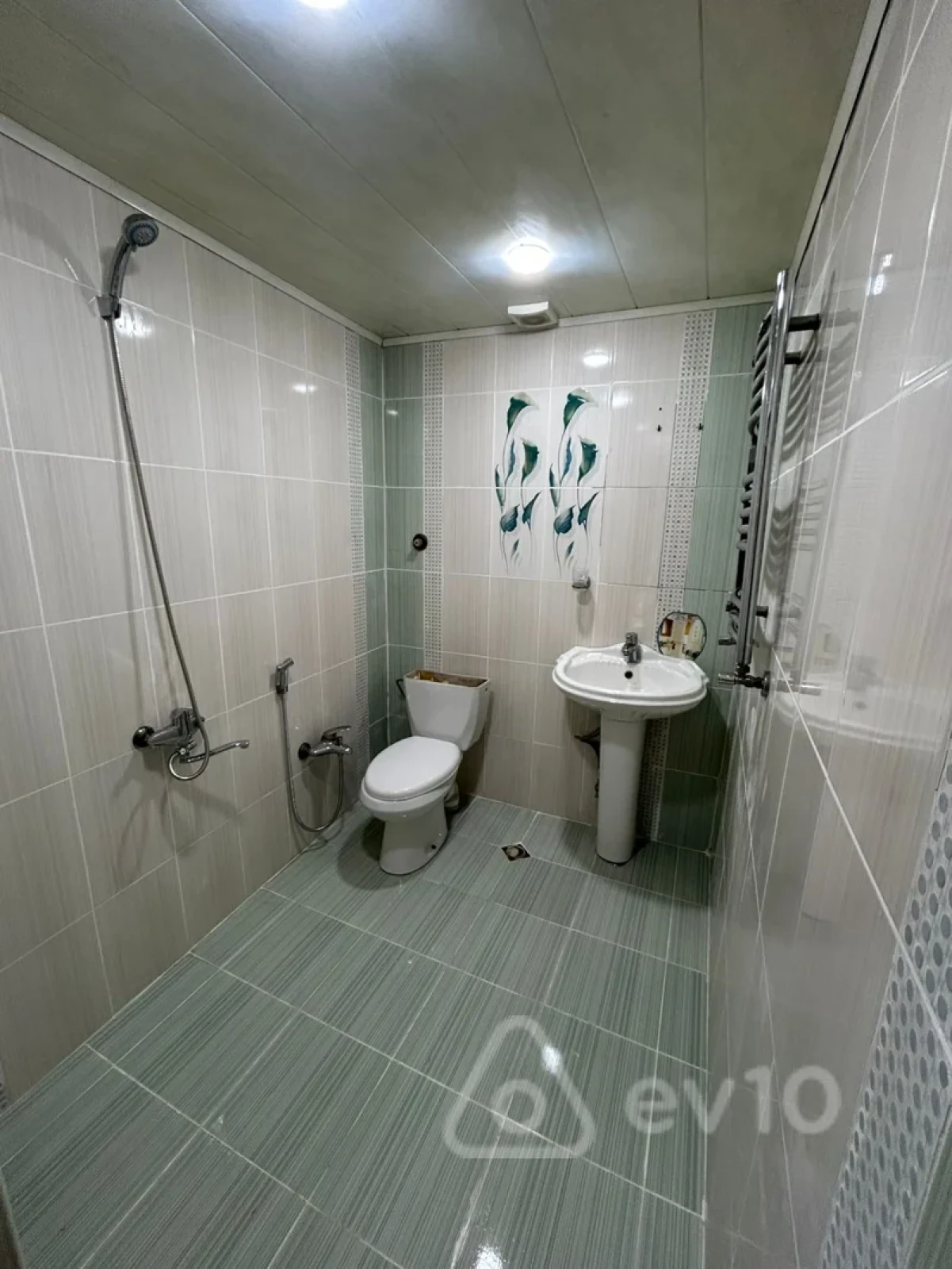 Kirayə verilir 2 otaqlı həyət evi 80 m²