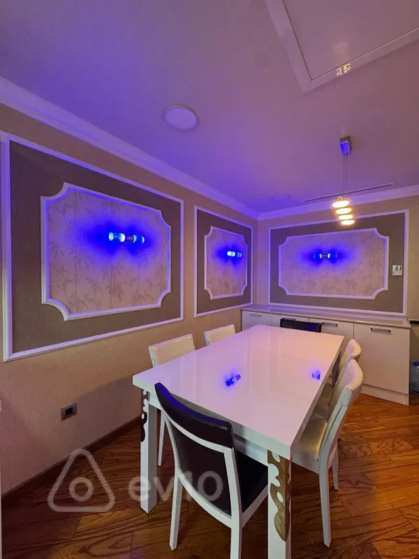 Kirayə verilir 5 otaqlı yeni tikili 320 m²