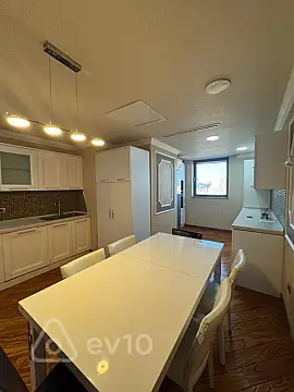 Kirayə verilir 5 otaqlı yeni tikili 320 m²