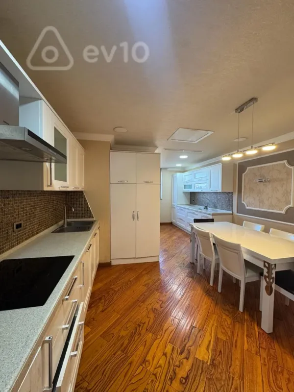 Kirayə verilir 5 otaqlı yeni tikili 320 m²