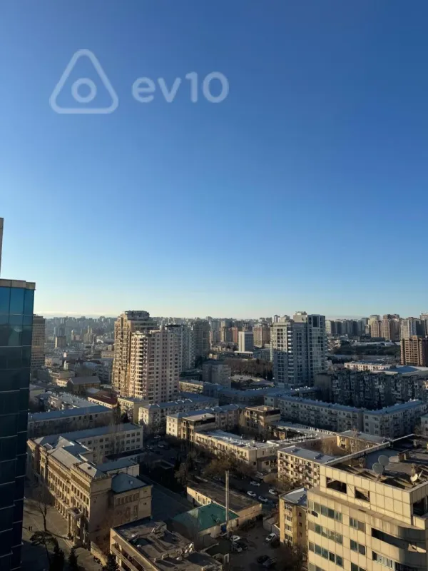 Kirayə verilir 5 otaqlı yeni tikili 320 m²