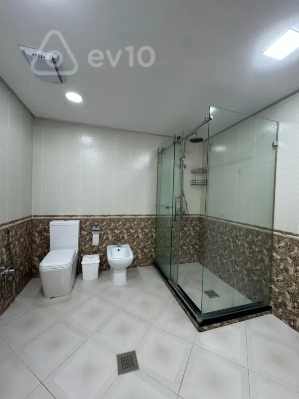 Kirayə verilir 5 otaqlı yeni tikili 320 m²