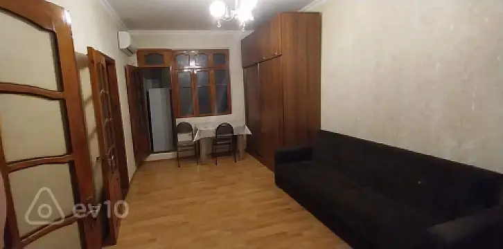 Satılır 2 otaqlı köhnə tikili 35 m²