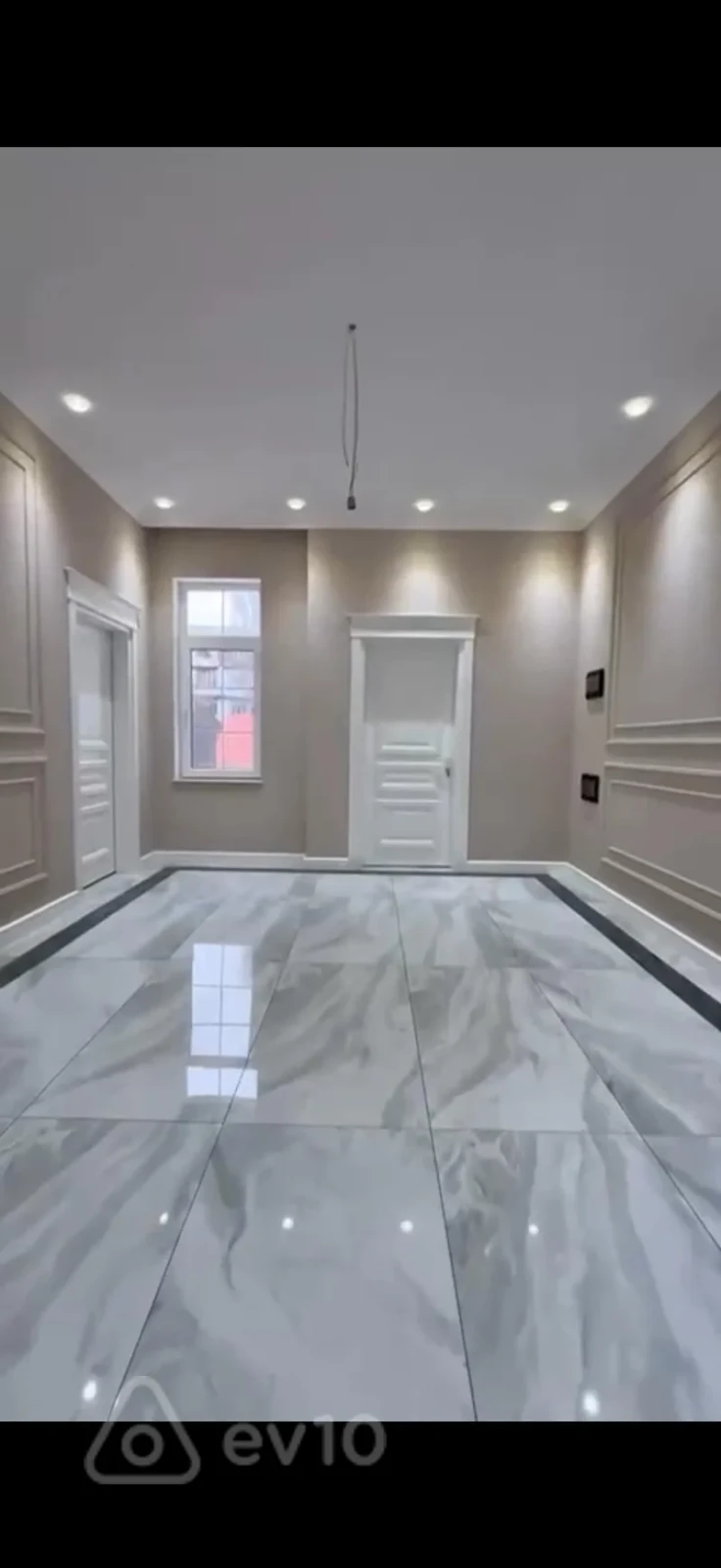 Satılır 5 otaqlı həyət evi 350 m²
