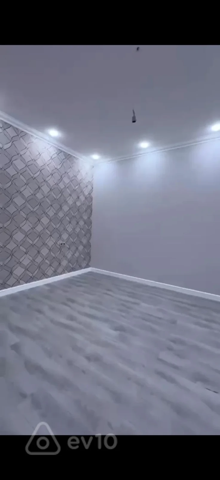 Satılır 5 otaqlı həyət evi 350 m²