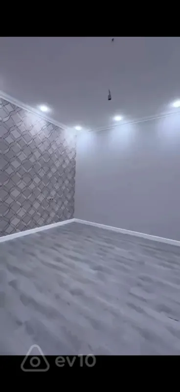 Satılır 5 otaqlı həyət evi 350 m²