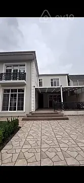 Satılır 5 otaqlı həyət evi 350 m²