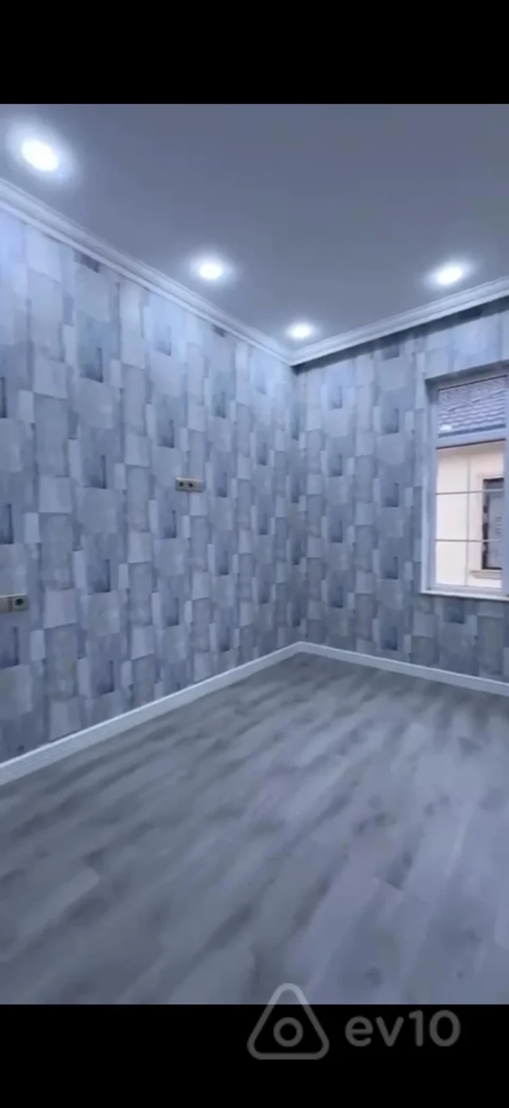 Satılır 5 otaqlı həyət evi 350 m²