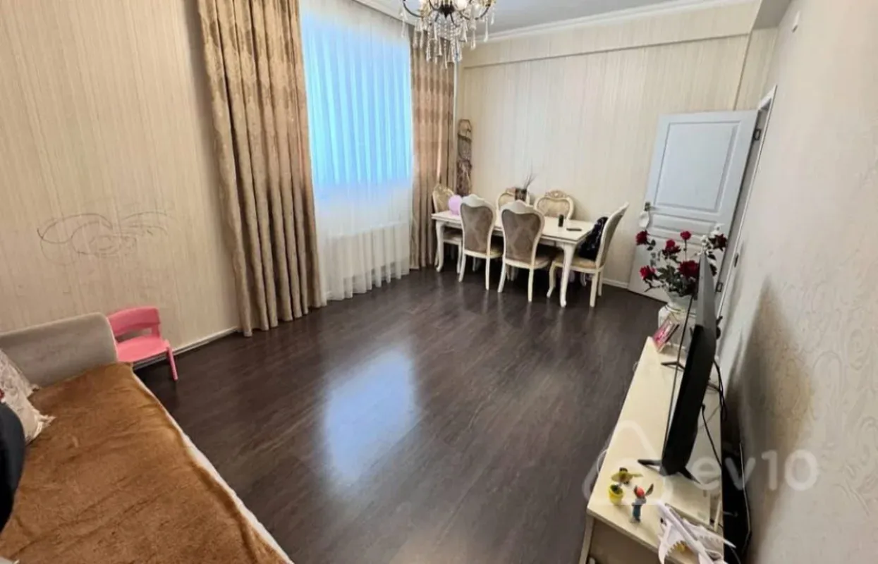 Satılır 2 otaqlı yeni tikili 65 m²