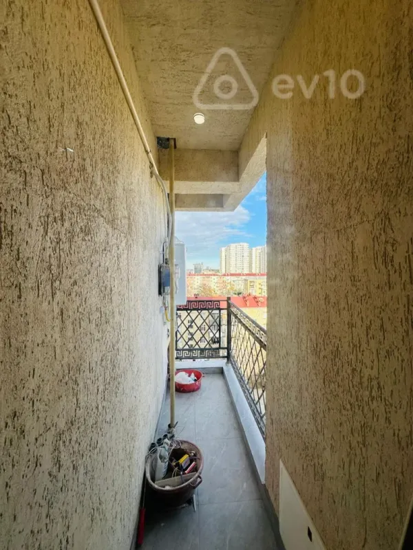 Satılır 2 otaqlı yeni tikili 77 m²