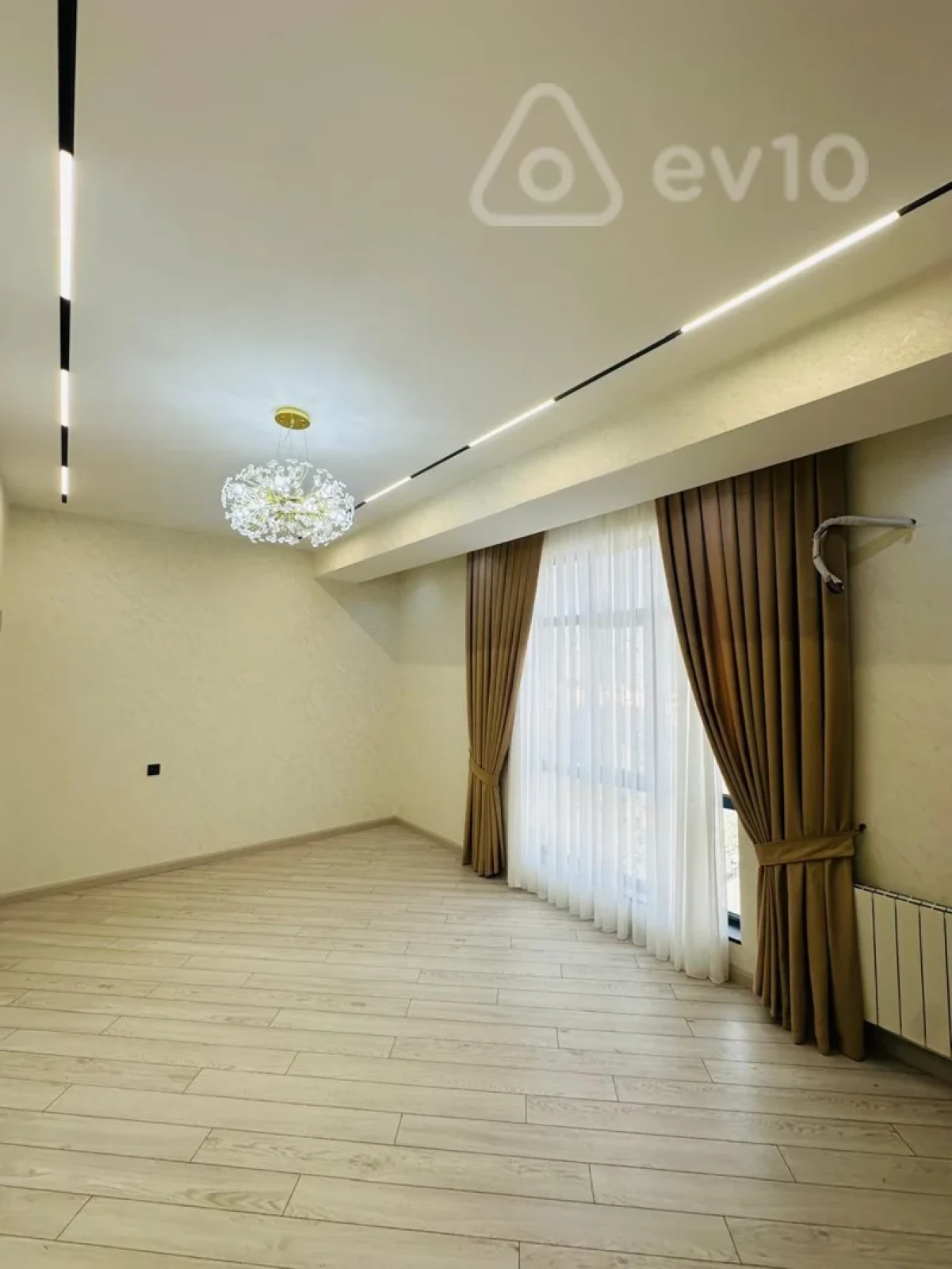 Satılır 2 otaqlı yeni tikili 77 m²
