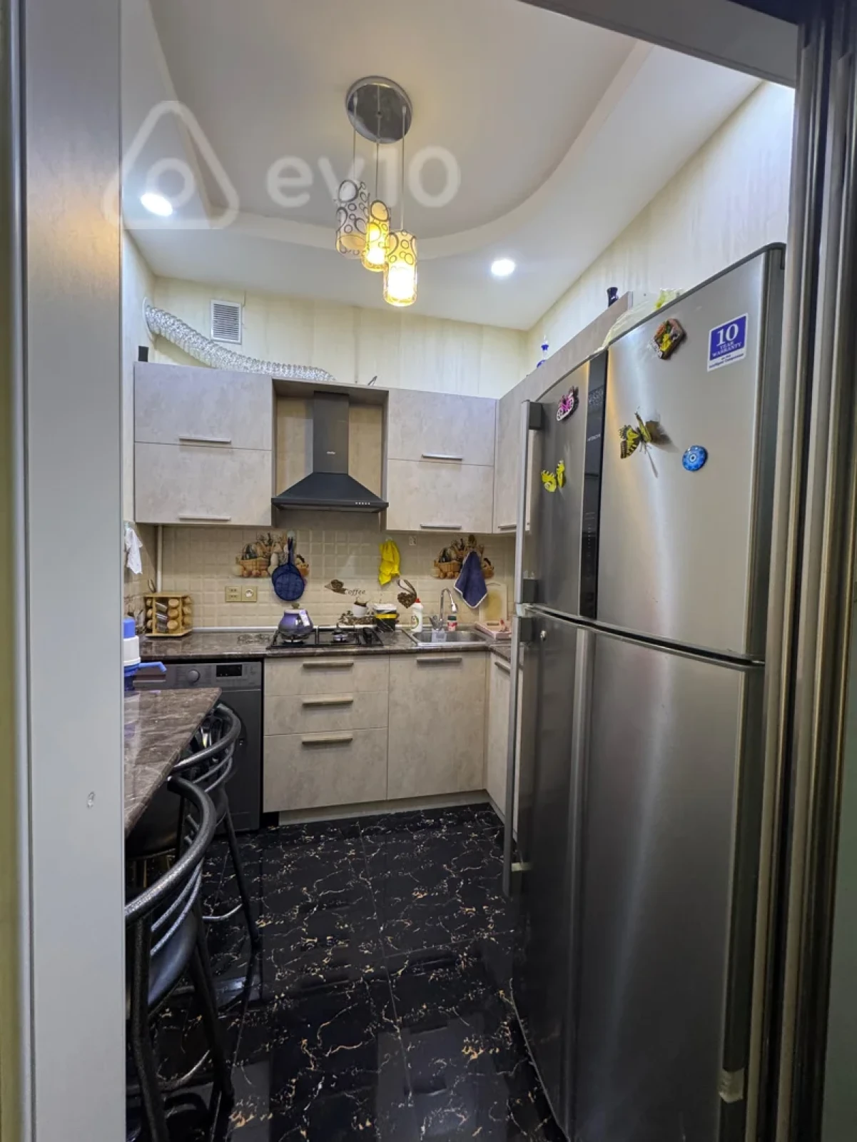 Kirayə verilir 2 otaqlı yeni tikili 65 m²