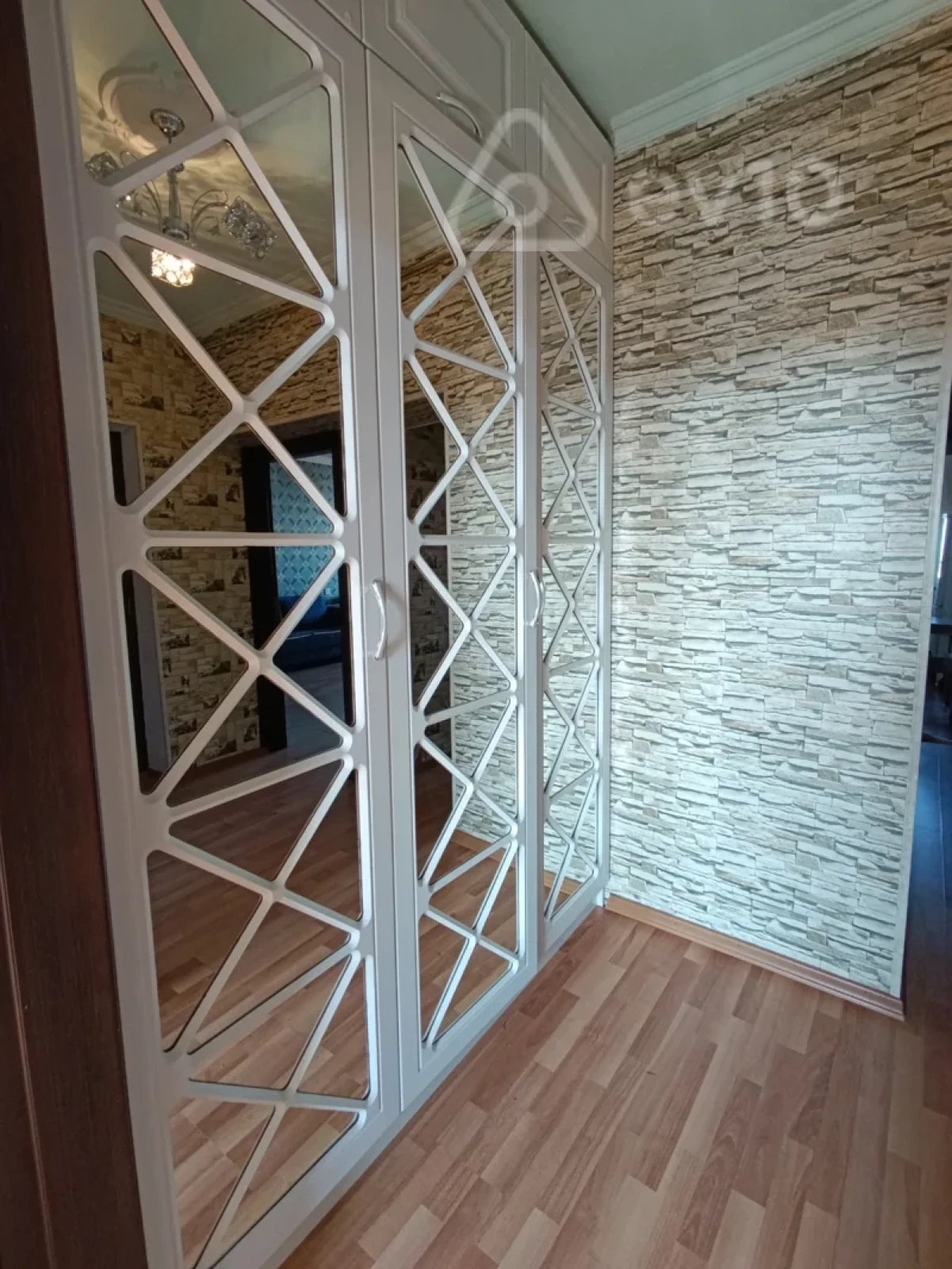 Kirayə verilir 2 otaqlı köhnə tikili 50 m²