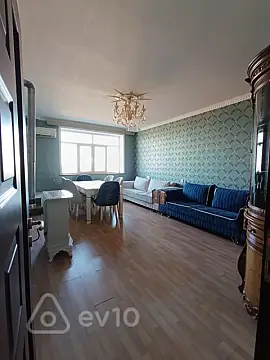Kirayə verilir 2 otaqlı köhnə tikili 50 m²