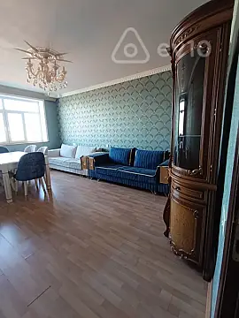 Kirayə verilir 2 otaqlı köhnə tikili 50 m²