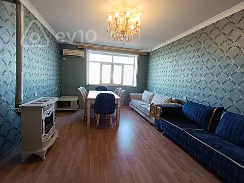 Kirayə verilir 2 otaqlı köhnə tikili 50 m²