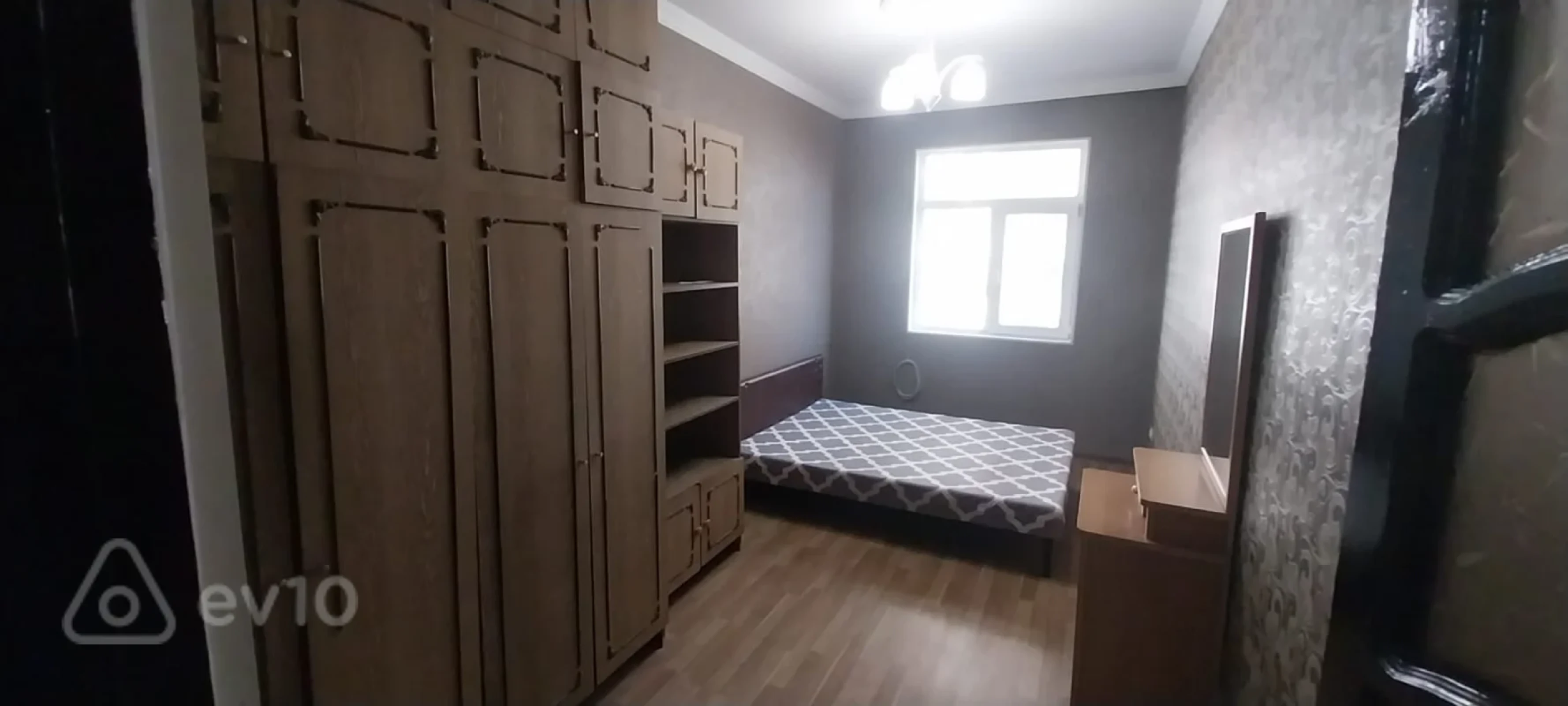 Satılır 3 otaqlı köhnə tikili 50 m²