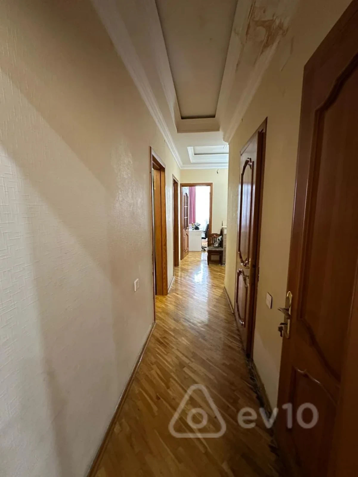 Satılır 3 otaqlı yeni tikili 80 m²