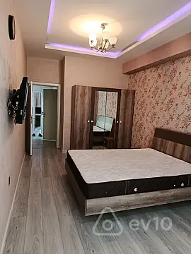 Kirayə verilir 3 otaqlı yeni tikili 110 m²
