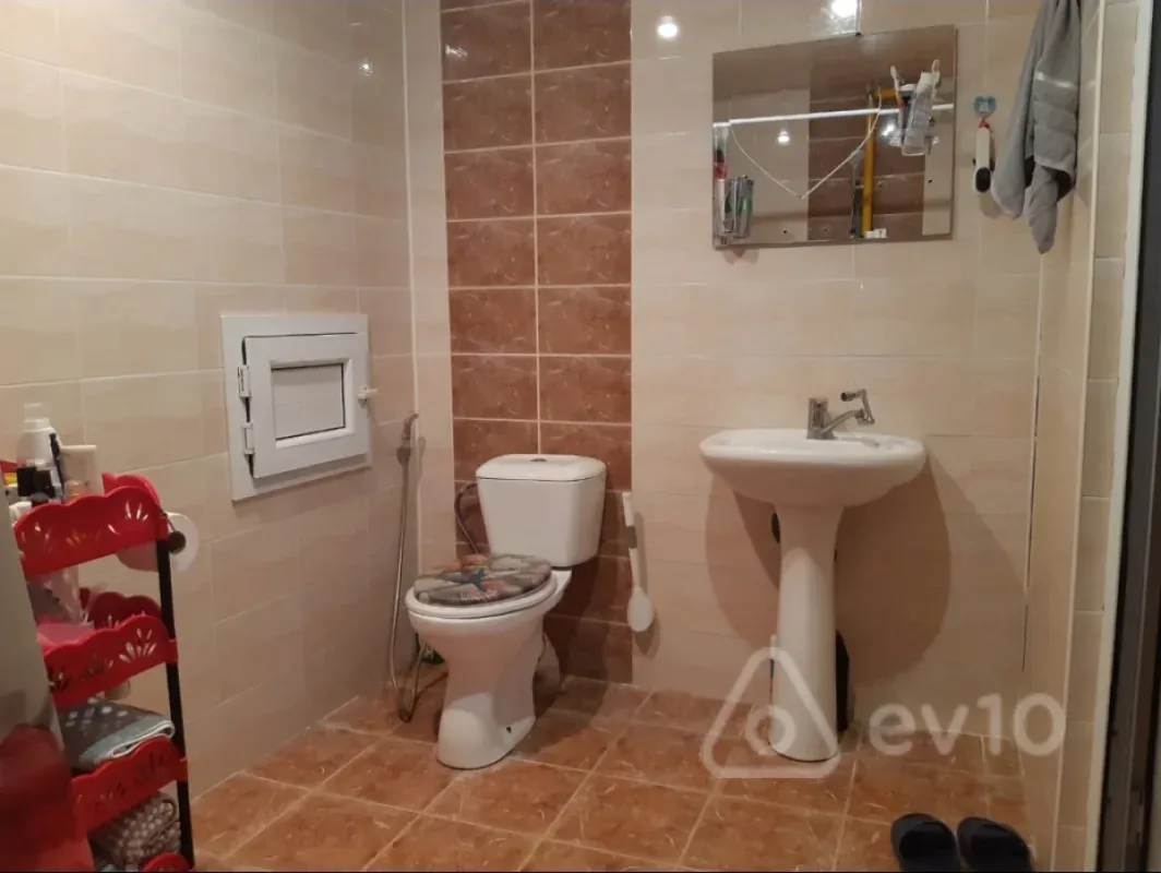 Kirayə verilir 2 otaqlı yeni tikili 74 m²