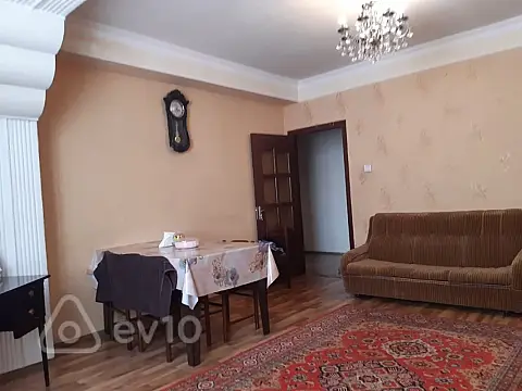 Kirayə verilir 2 otaqlı yeni tikili 74 m²