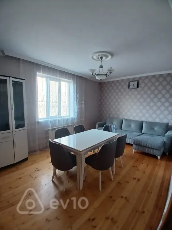 Kirayə verilir 3 otaqlı həyət evi 55 m²