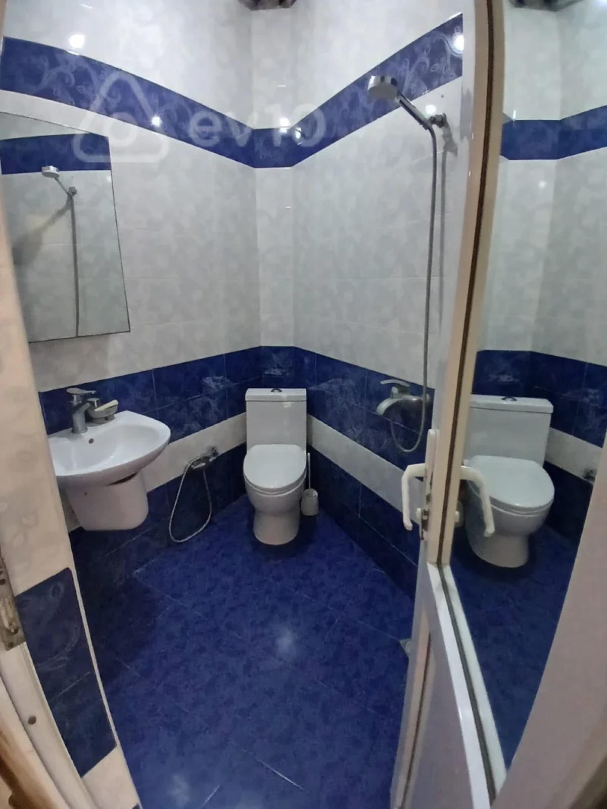 Kirayə verilir 3 otaqlı həyət evi 55 m²