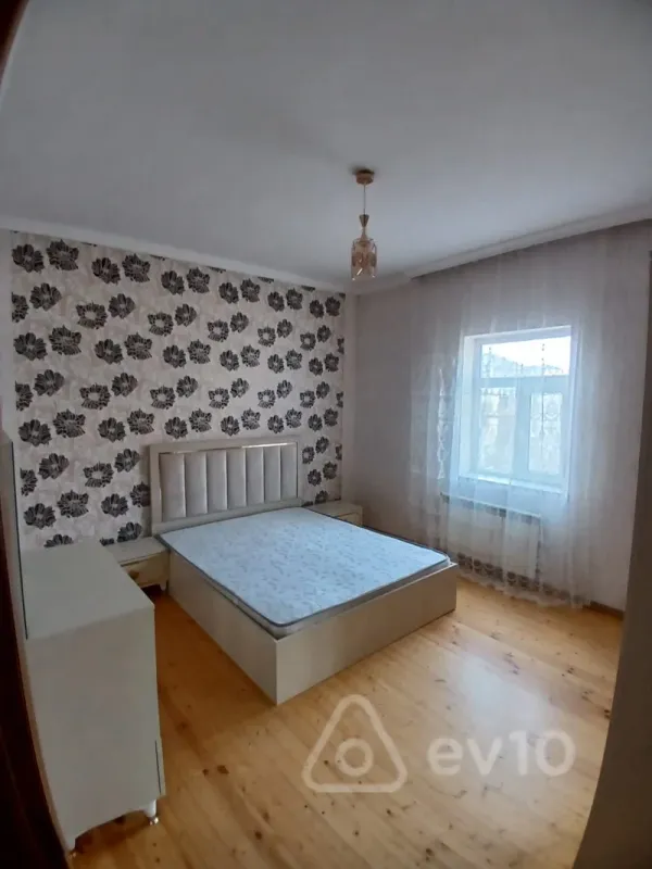 Kirayə verilir 3 otaqlı həyət evi 55 m²