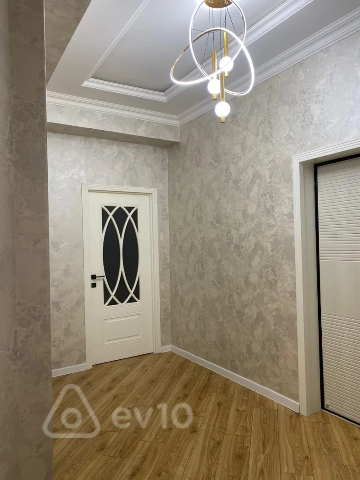 Kirayə verilir 3 otaqlı yeni tikili 85 m²