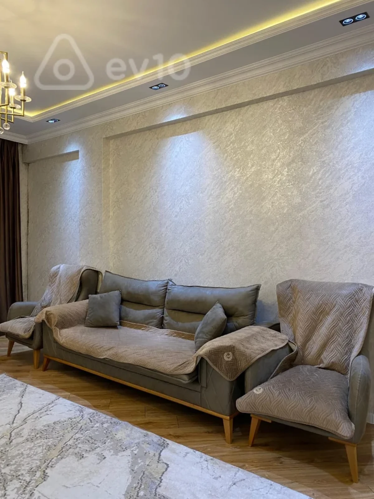 Kirayə verilir 3 otaqlı yeni tikili 85 m²
