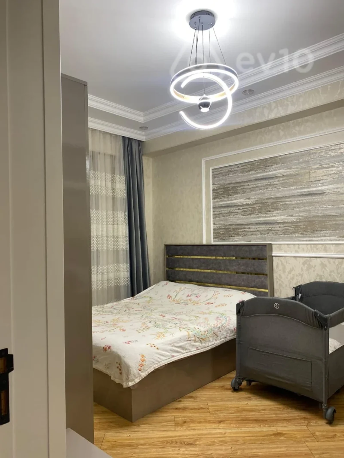 Kirayə verilir 3 otaqlı yeni tikili 85 m²
