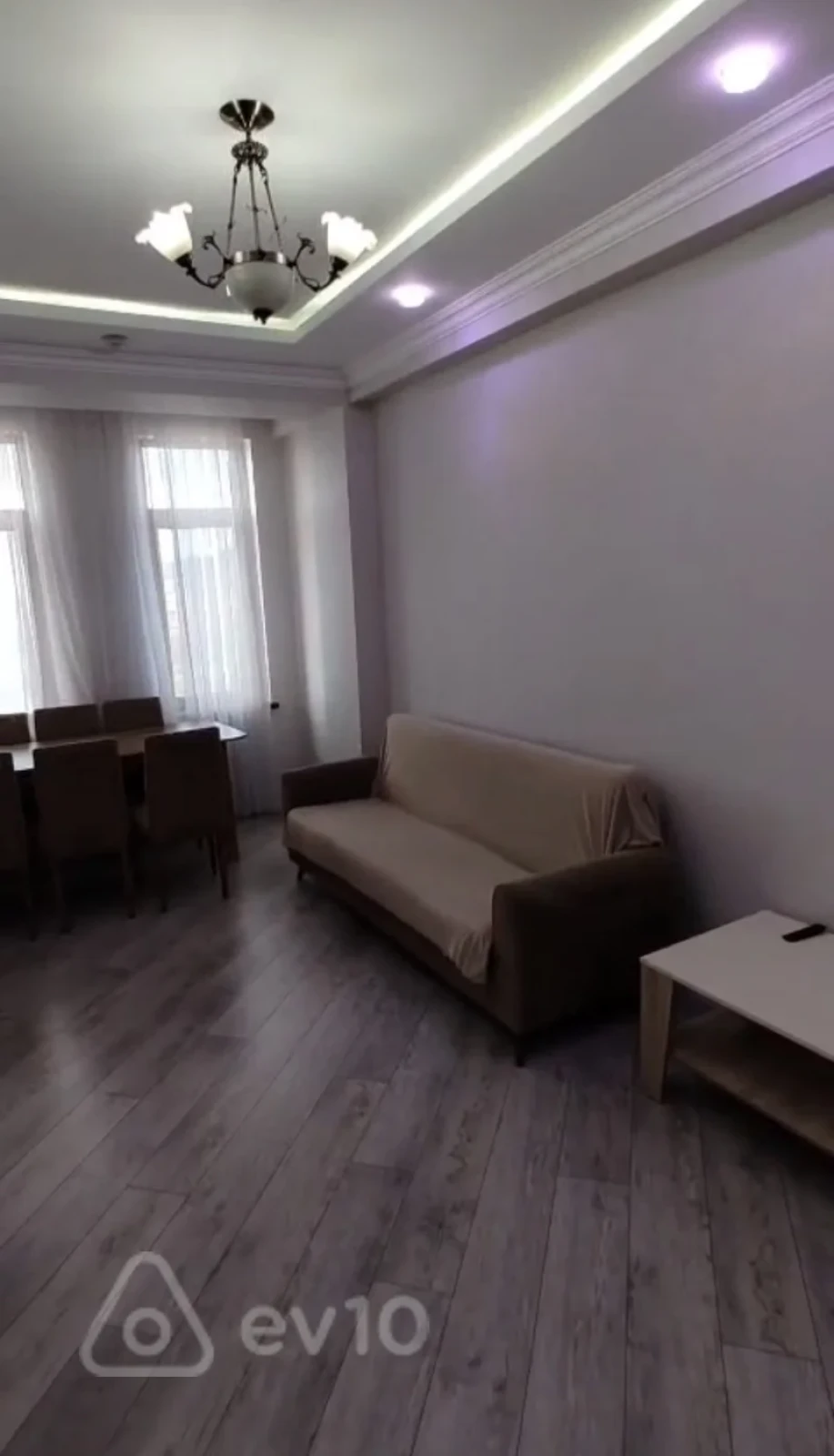 Kirayə verilir 2 otaqlı yeni tikili 50 m²