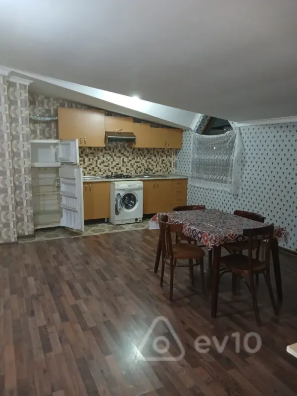 Kirayə verilir 2 otaqlı yeni tikili 60 m²