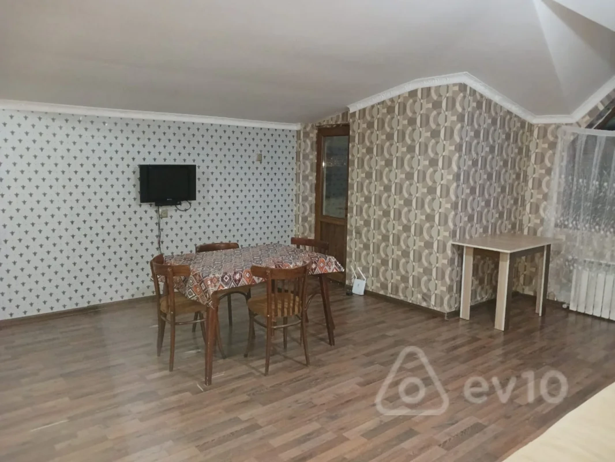 Kirayə verilir 2 otaqlı yeni tikili 60 m²